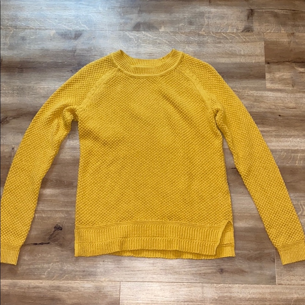 Old Navy Cable Knit Sweater